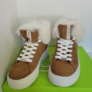 Nine West Lace Up Ankle Sneaker Booties w/ Faux Fur Accent Size 8.5